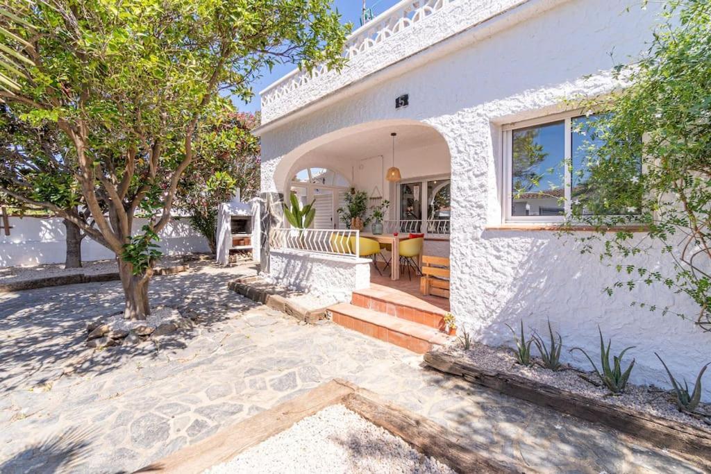 Mb2-paraiso De Tranquildad En El Emporda, Piscina , Barbacoa Y Relax Hébergement de vacances *